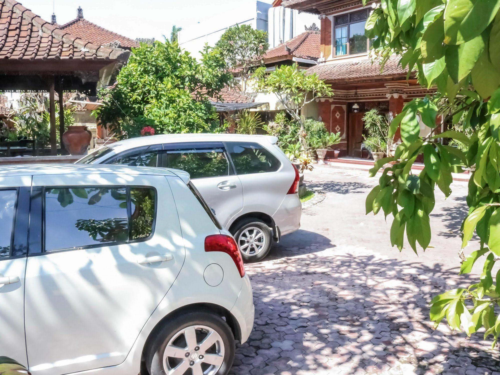 Lestari Homestay Sanur Exterior foto